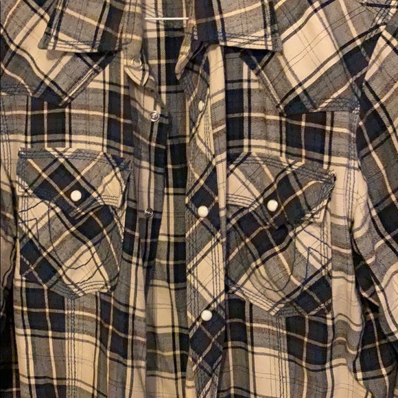 True religion shirt - Picture 2 of 3